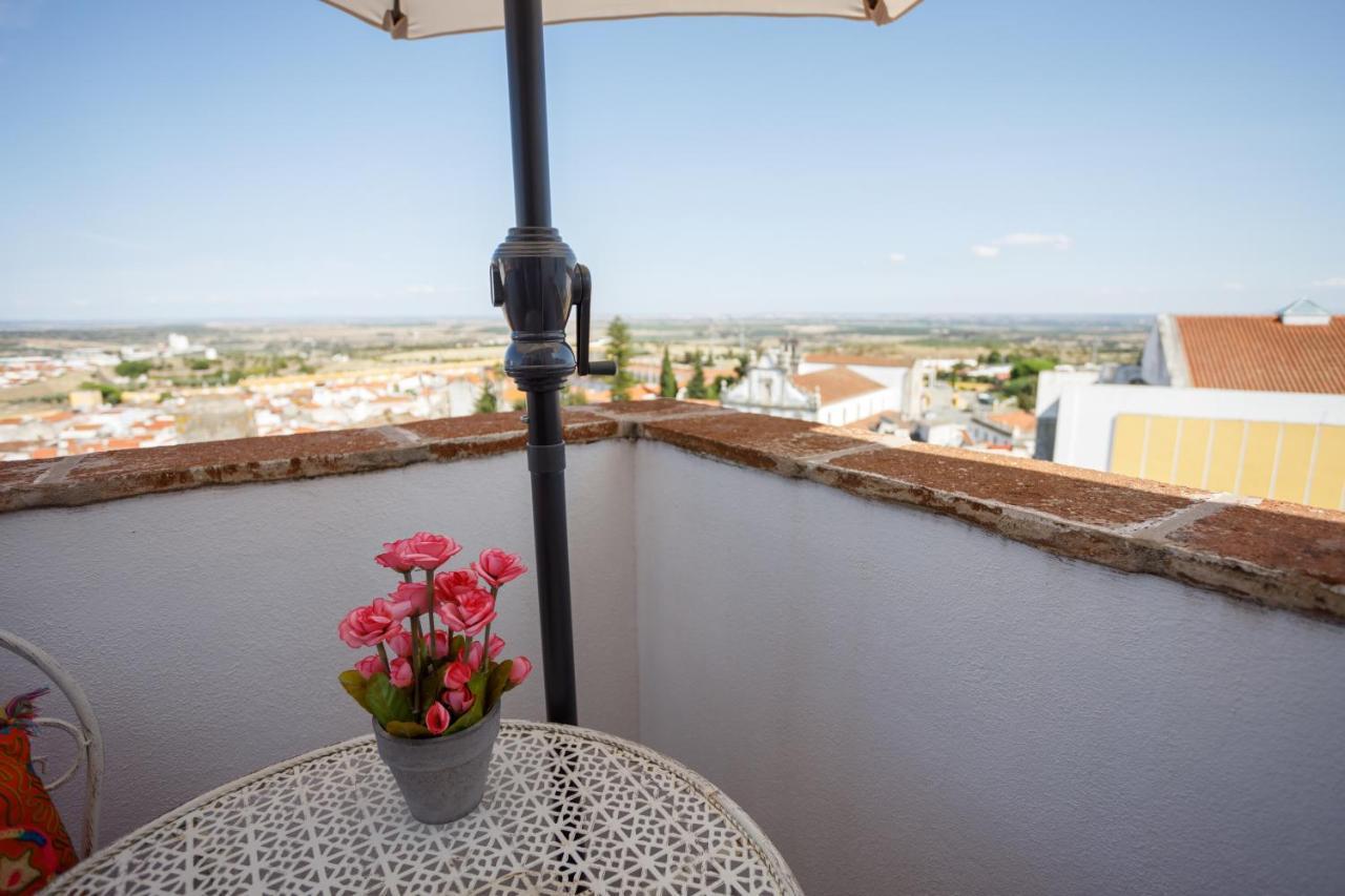 Casa Do Povo Apartment เอลวัช ภายนอก รูปภาพ